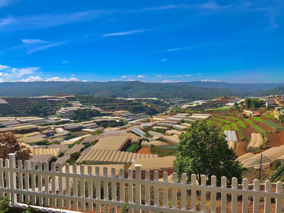 Lodge Canh Dong *