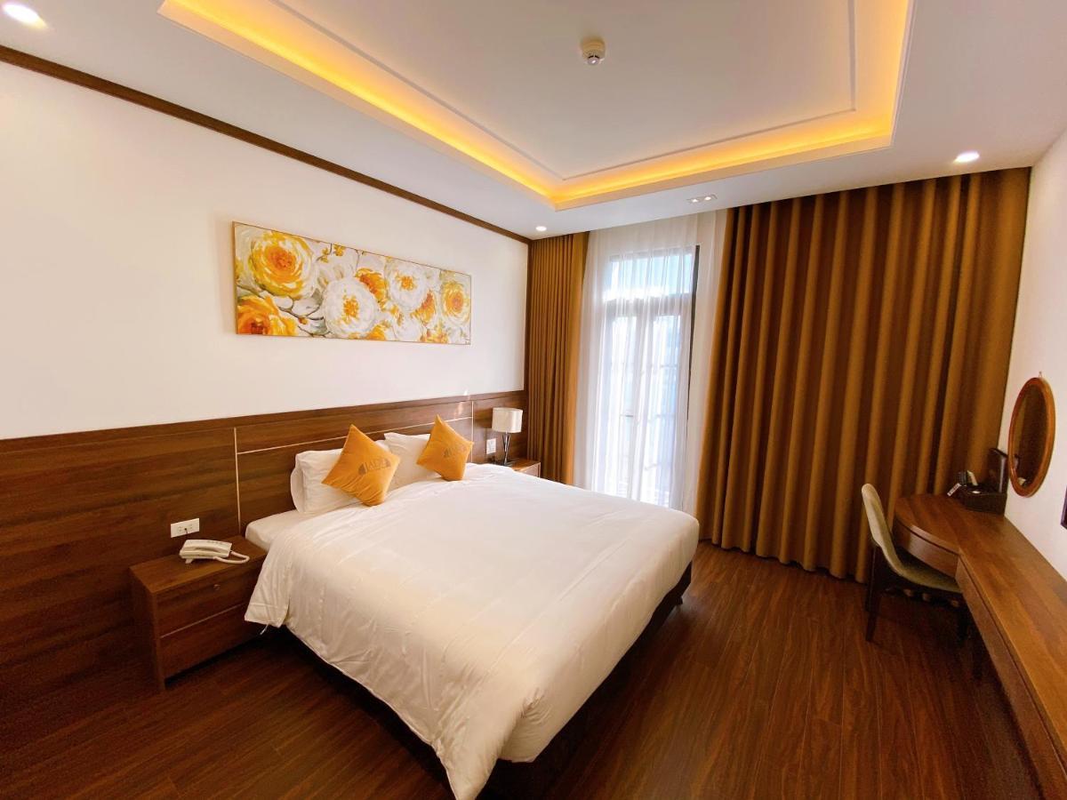Hotel Jade