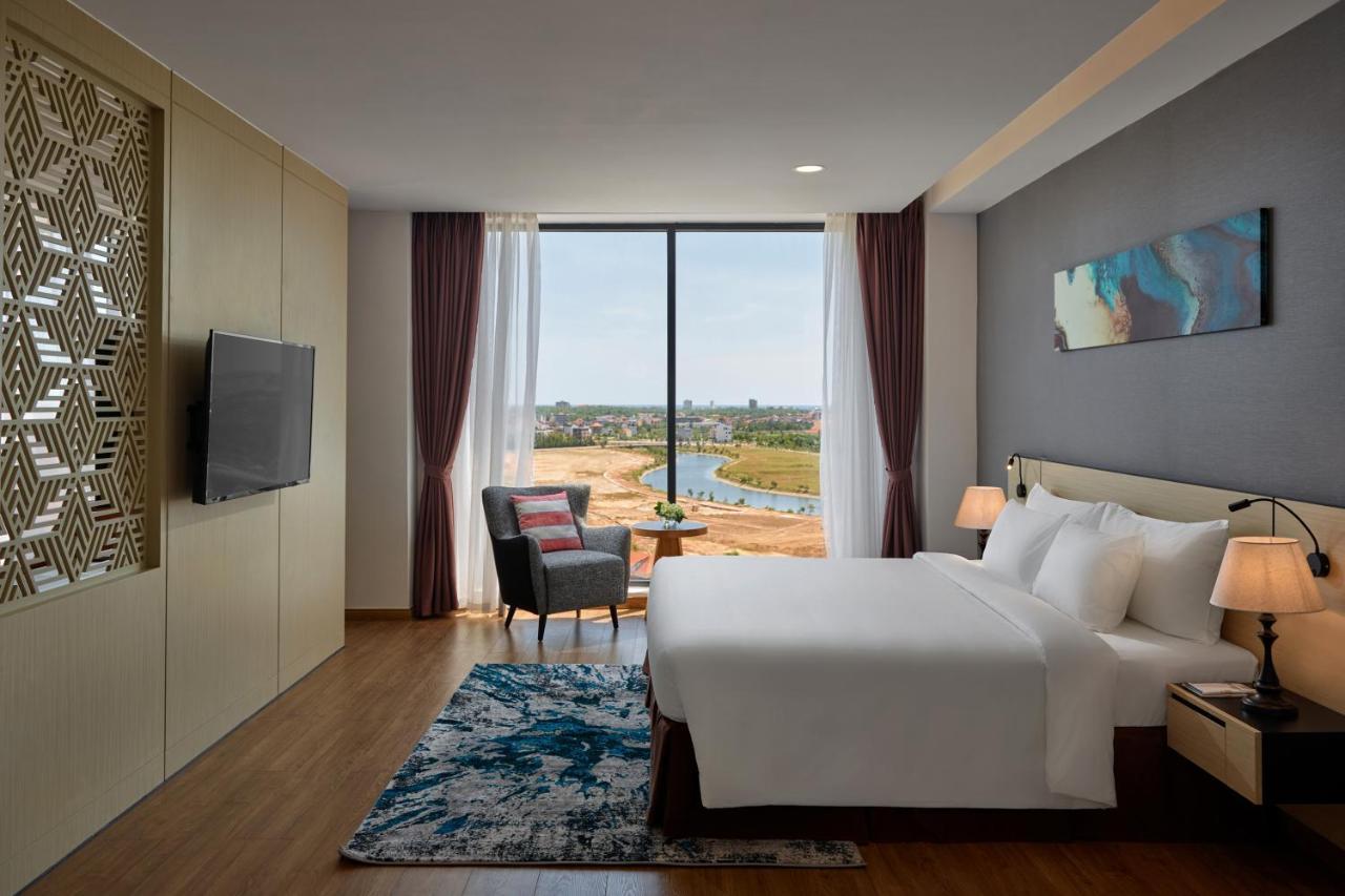 Hotel Khach San Sam Quang Binh