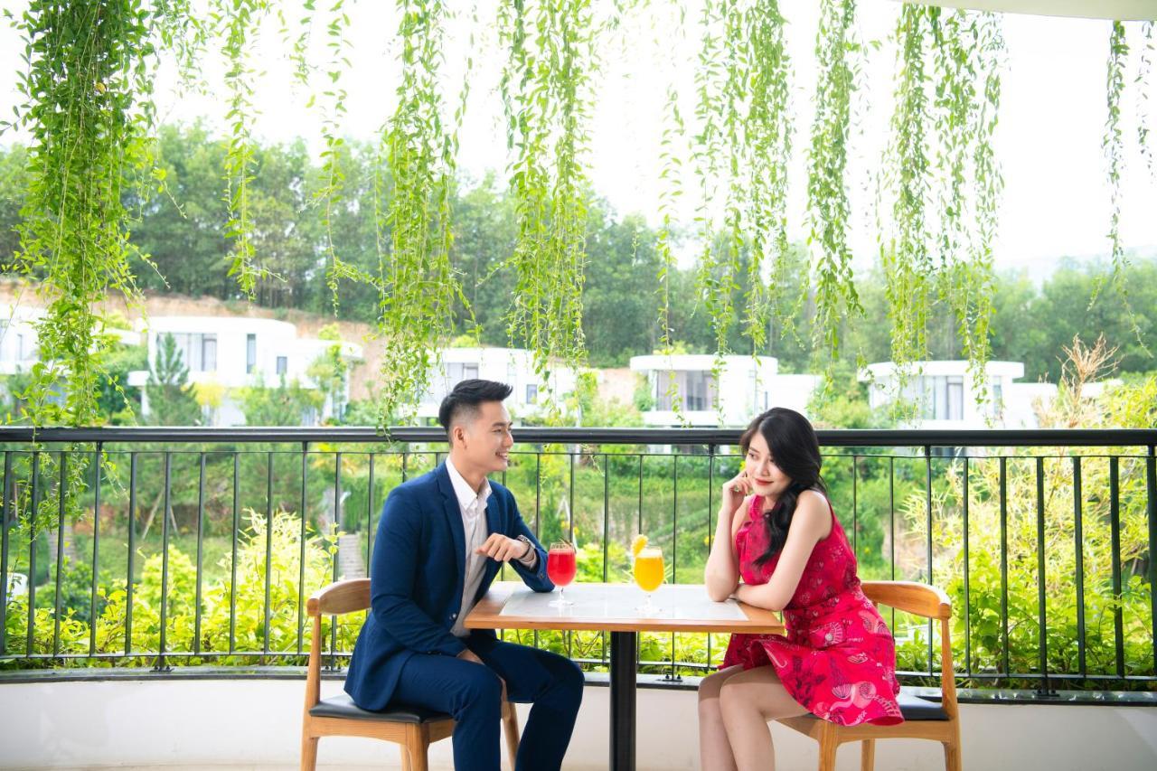 Ivory And Khu nghỉ mát 4*