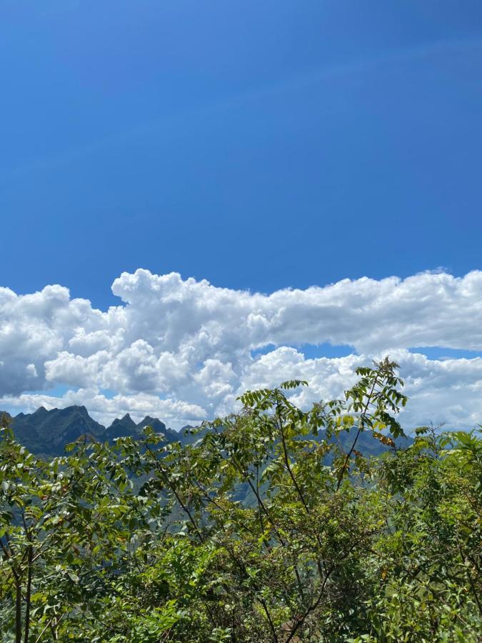 Hotel Nha Nghi Viet Nhat Meo Vac