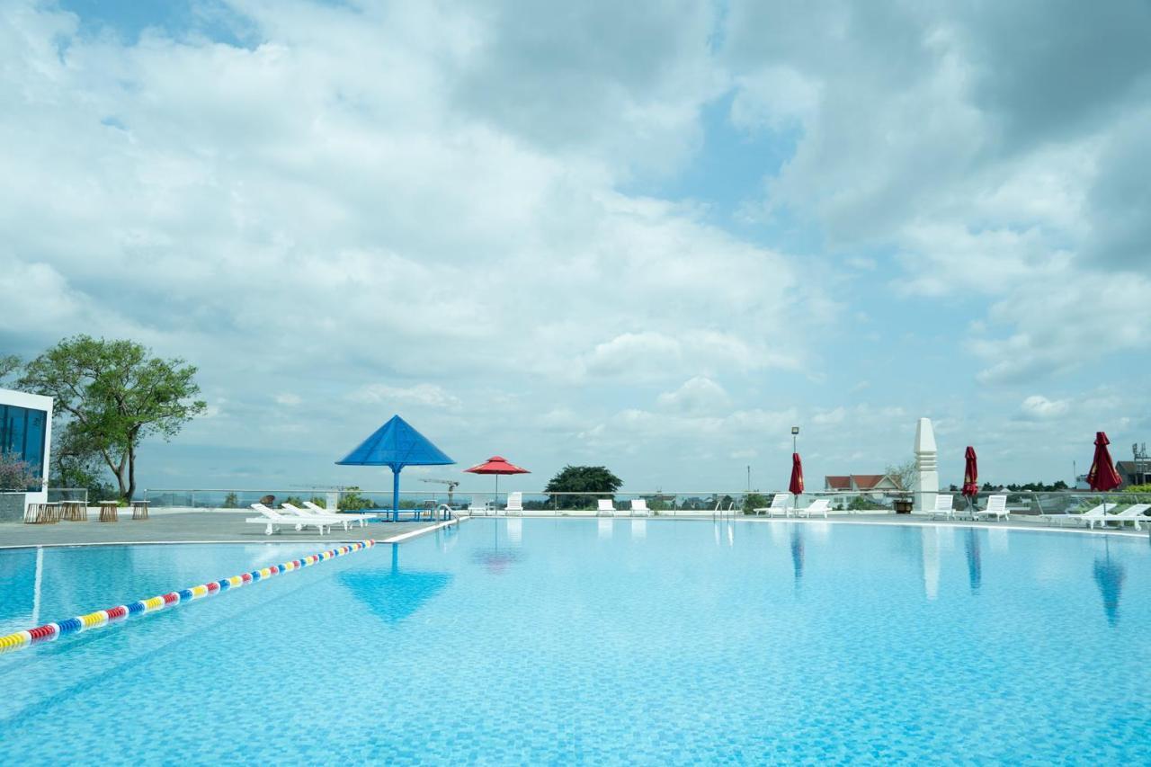 Elephants 4* Buon Ma Thuot