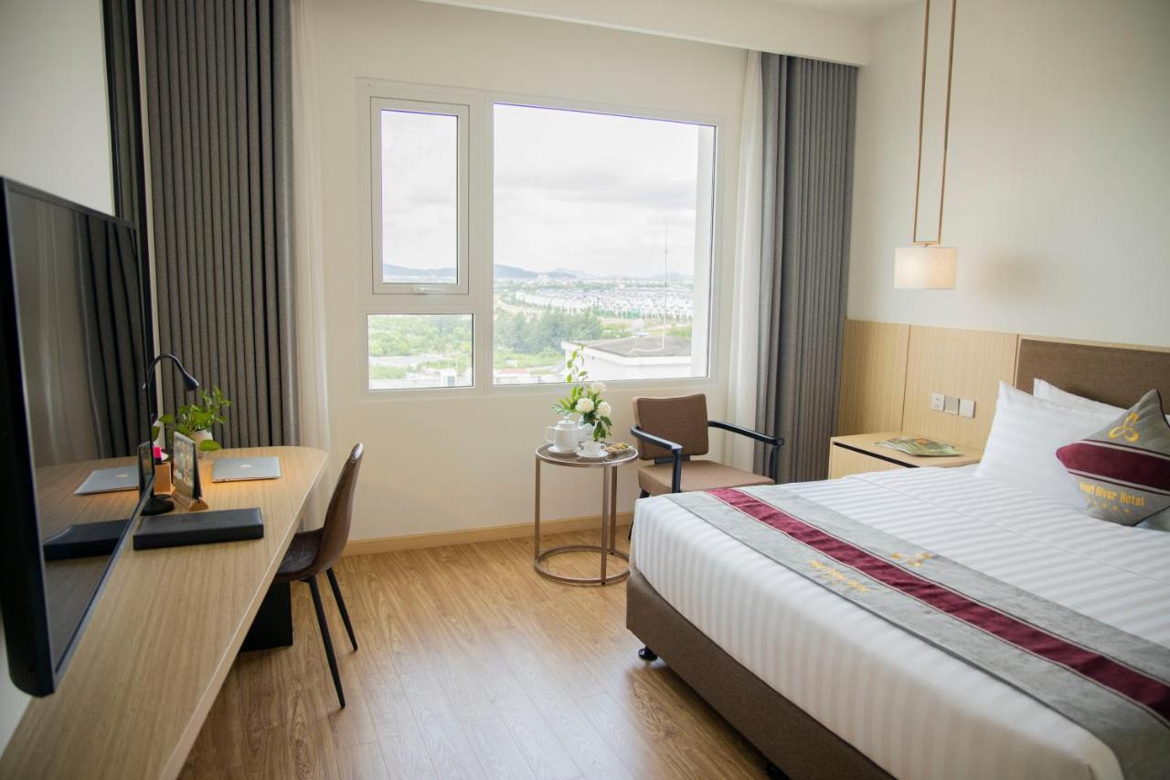 Hotel Pearl River 5*
