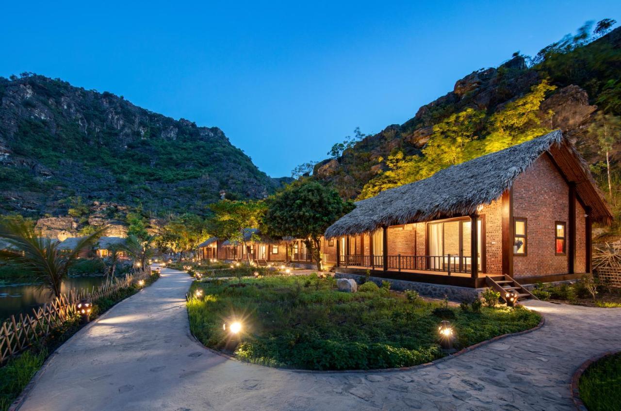 Khu cắm trại Mường Village *