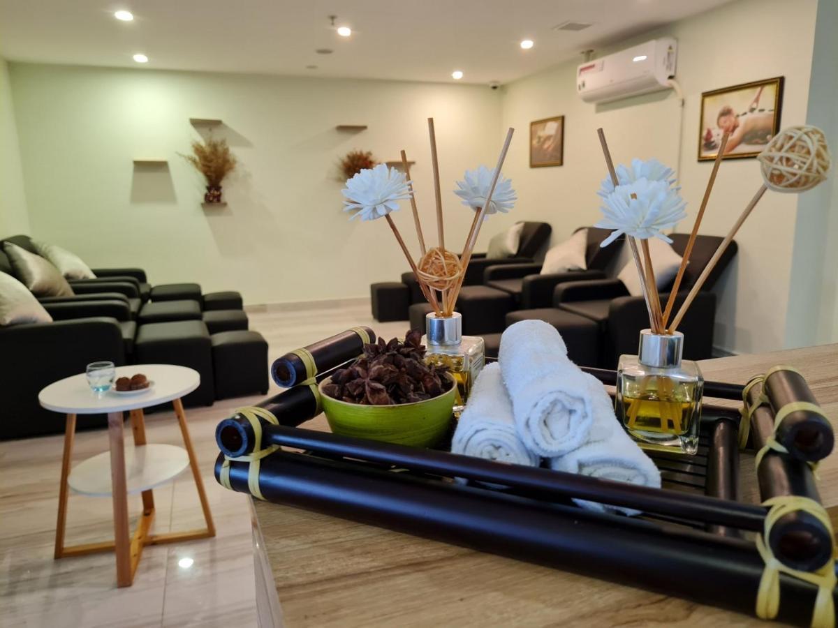 Xavia Hotel 4*