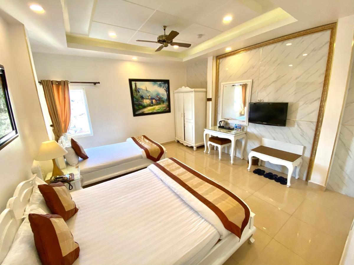 Tulip Hotel 2*