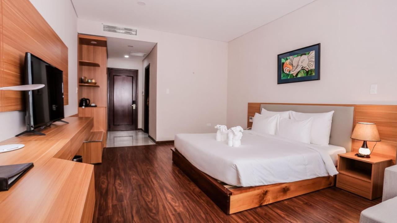 Elephants Hotel 4*