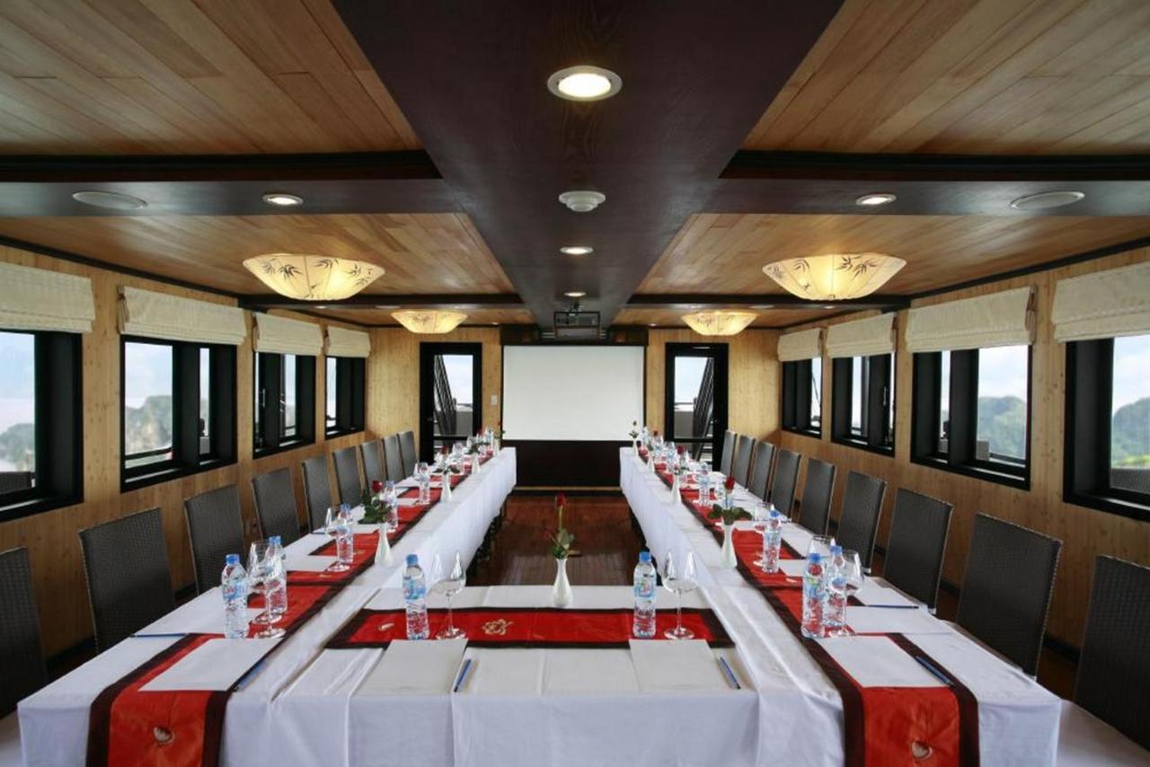 Syrena Cruises Ha Long