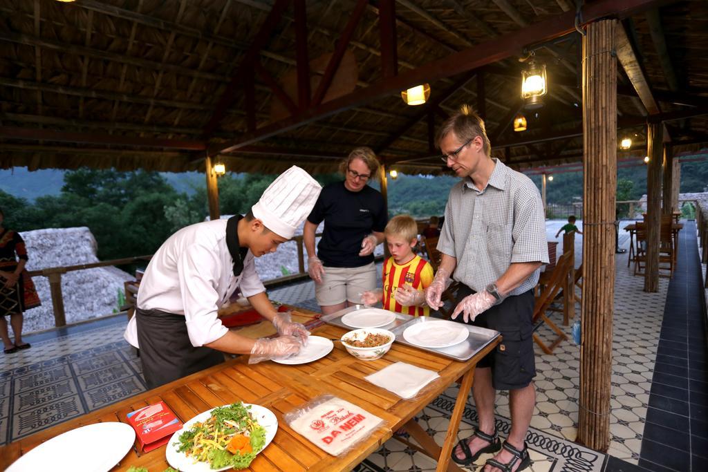 Hotel Mai Chau Ecolodge 4*
