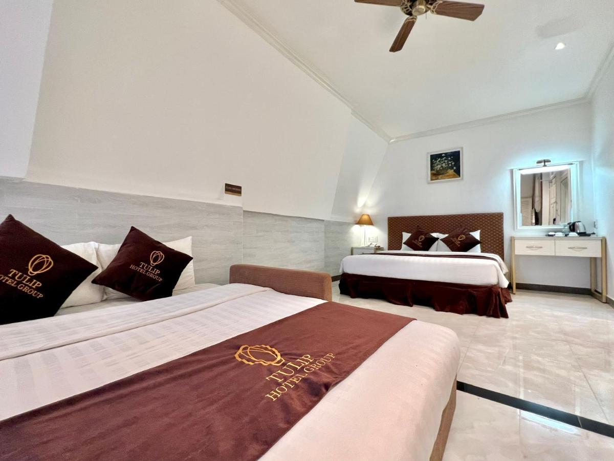 Tulip View Khách sạn 3*