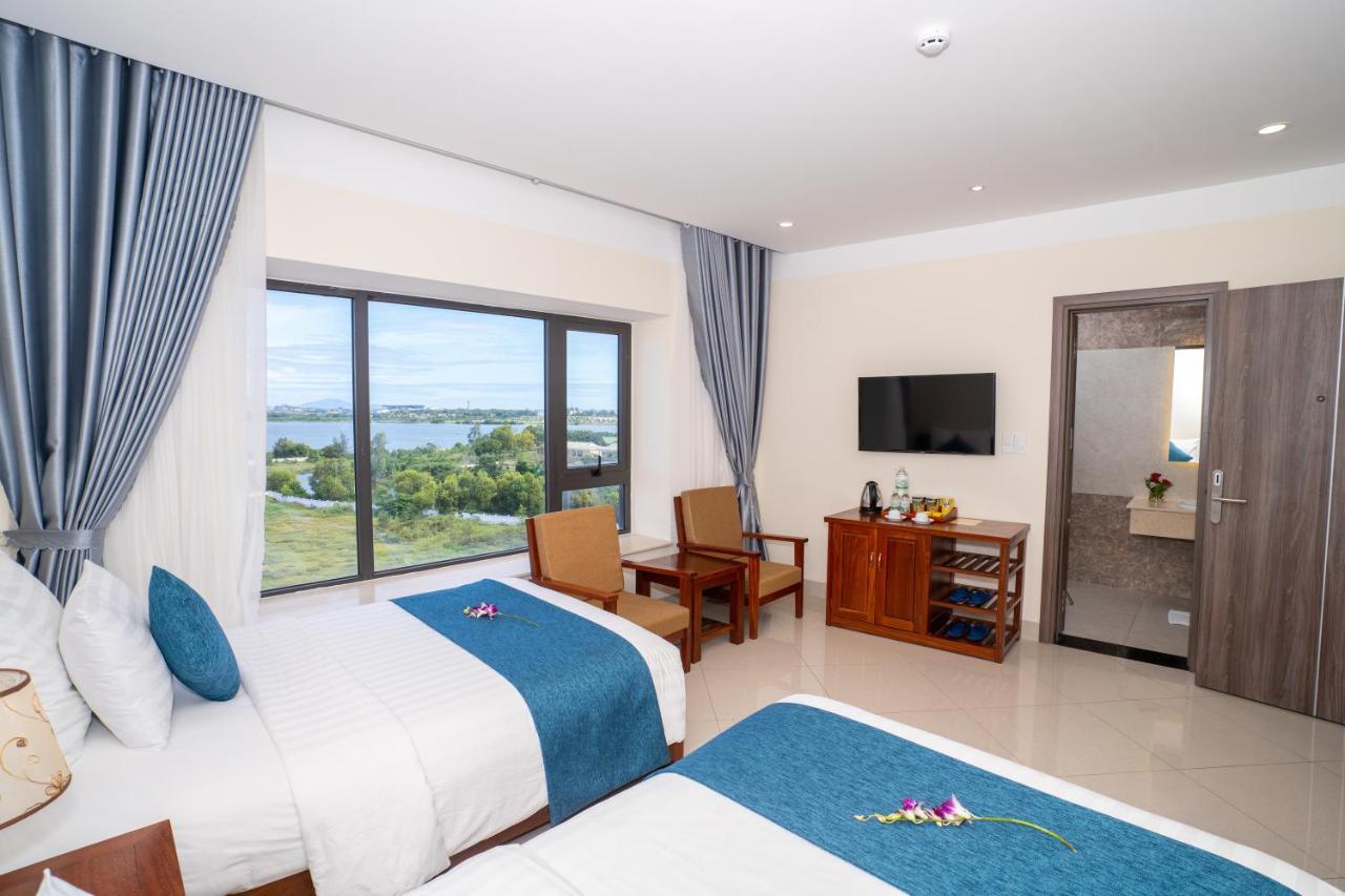 Hotel Navy Cam Ranh