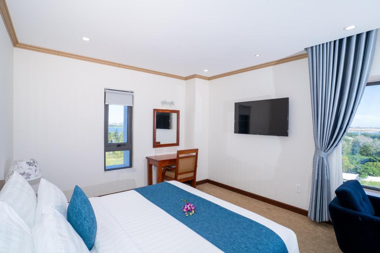 Navy Hotel Cam Ranh