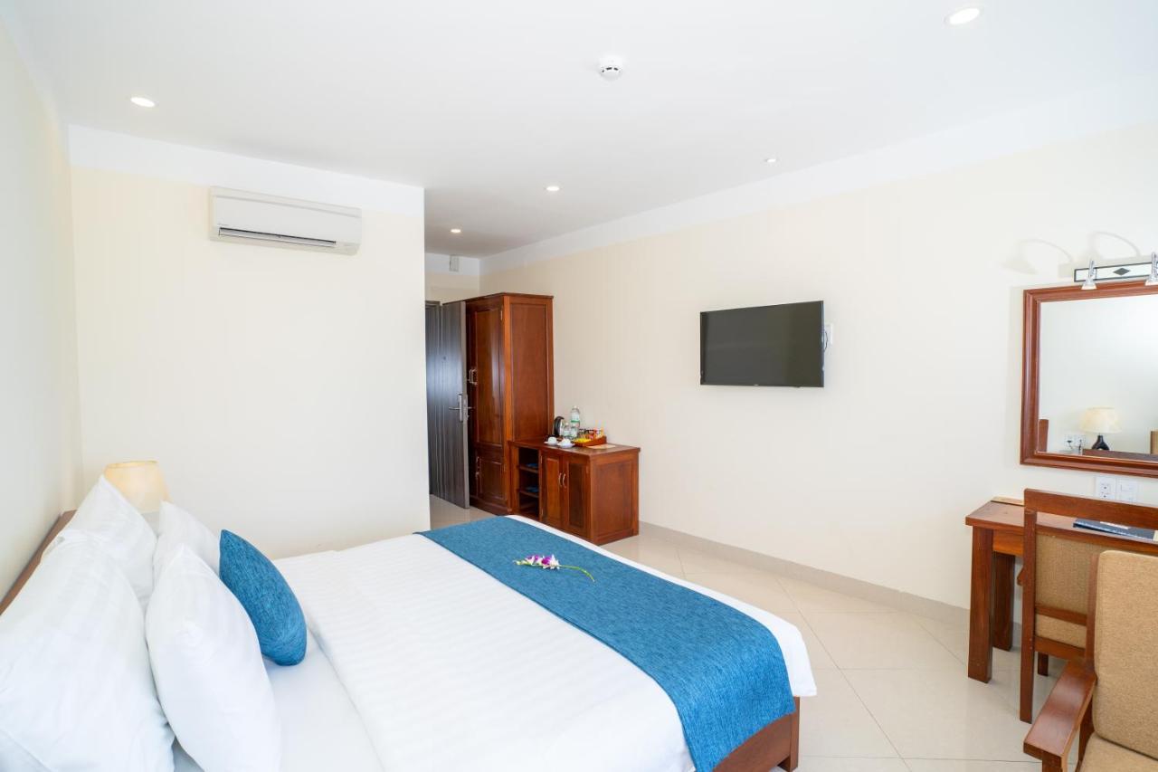 Navy Hotel 4*