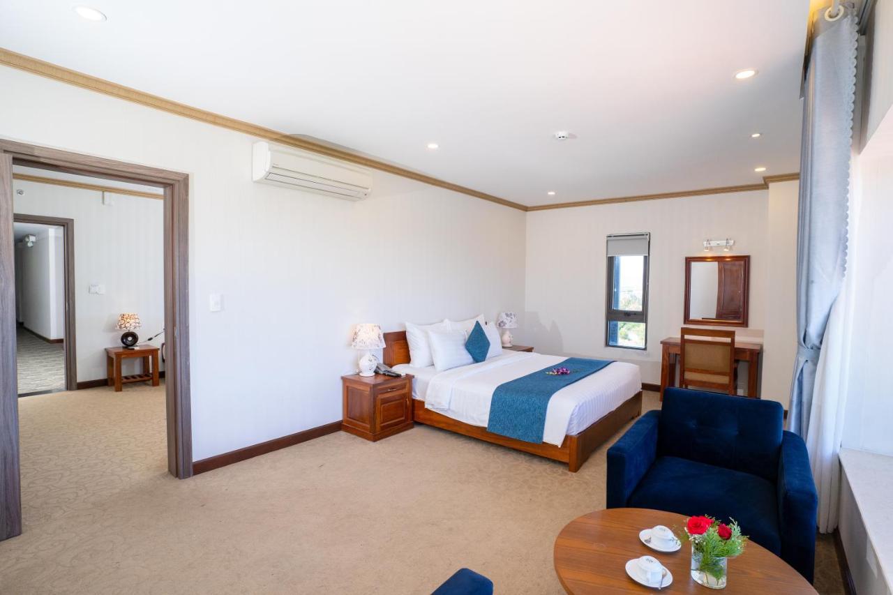 Navy Hotel 4*