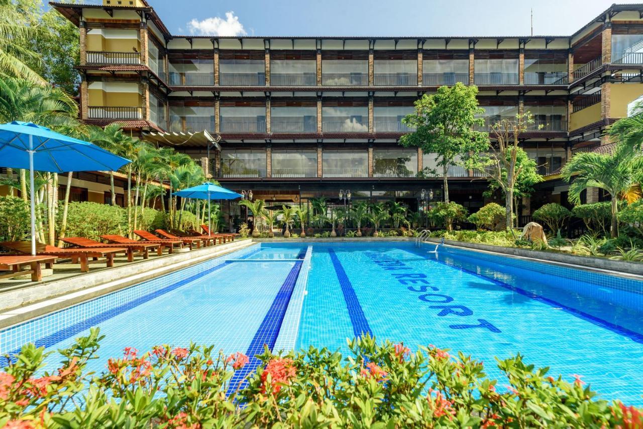 Qualia 4*