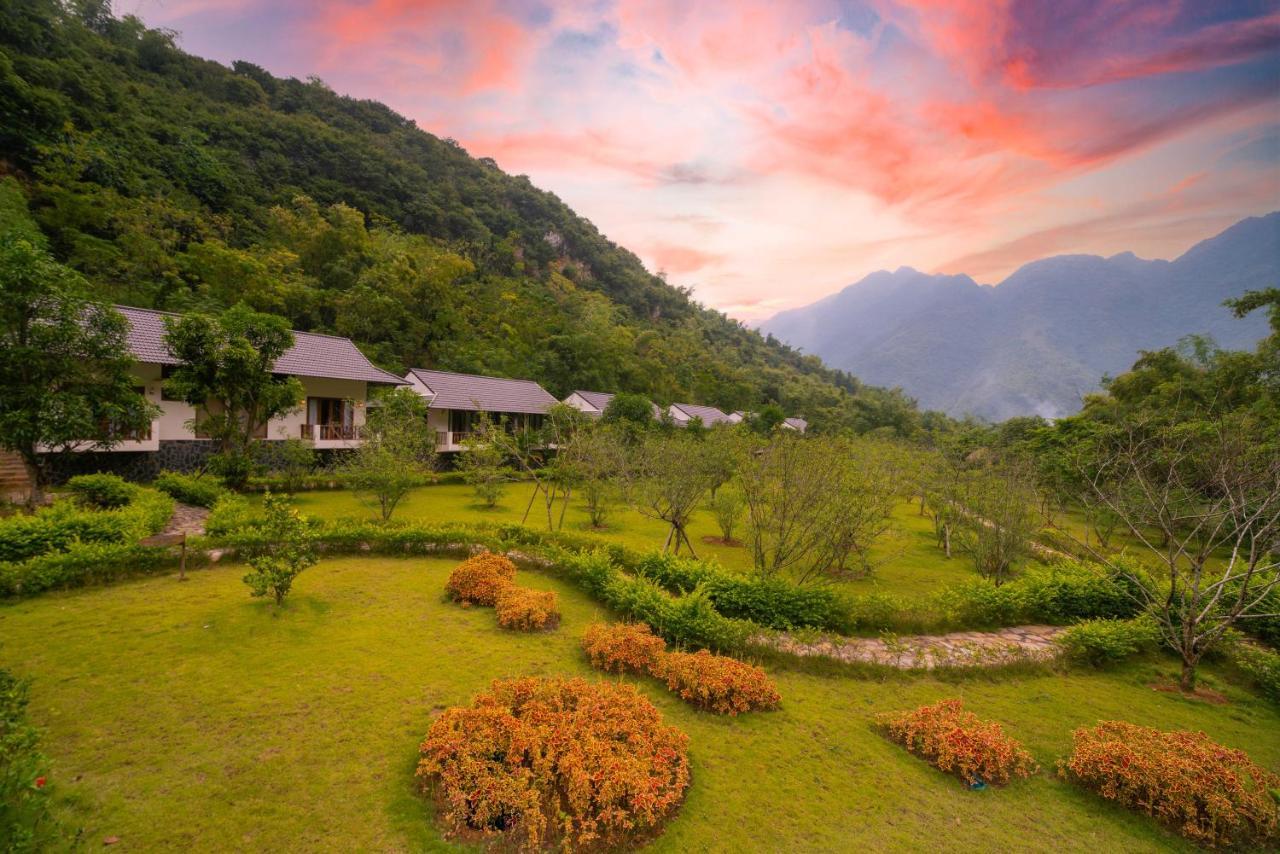 Mountain View Hotel 4*