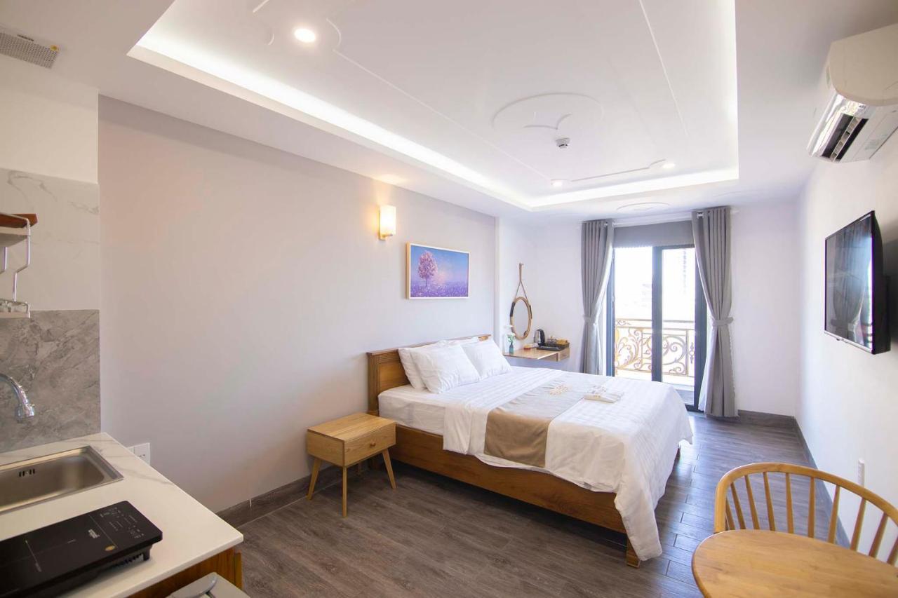 Sunset & Hotel 3*