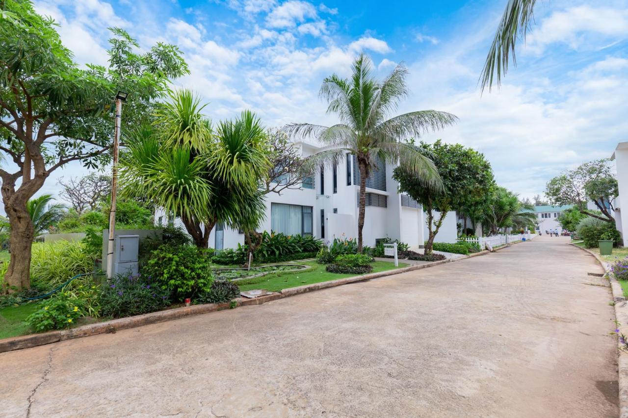 Aria Resort, The Sea By 10m,bien Va Ho Boi Rieng