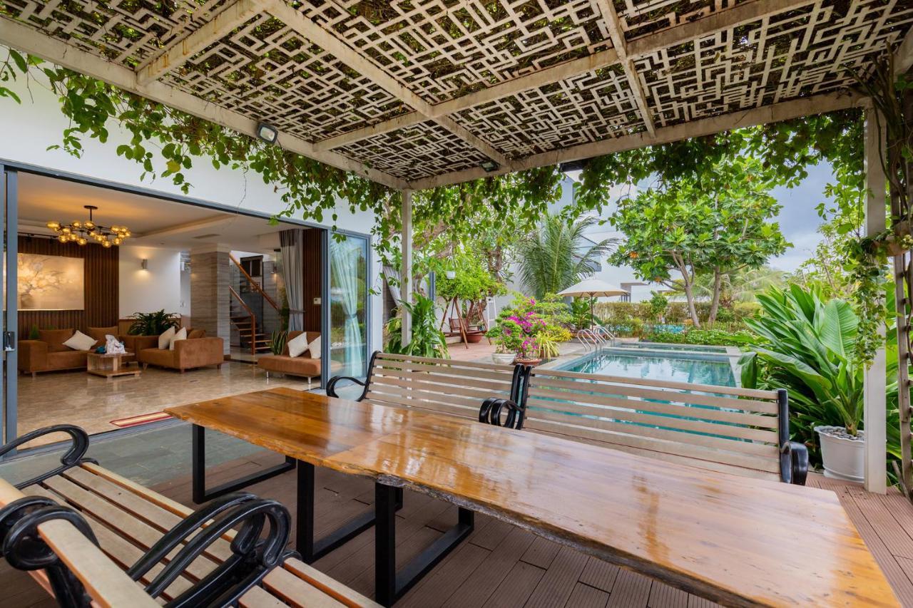 Aria Resort, The Sea By 10m,bien Va Ho Boi Rieng Villa