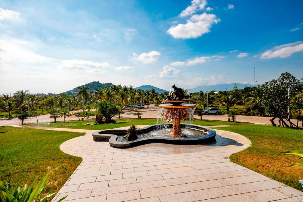 Saigon - Ninh Chu & Phan Rang