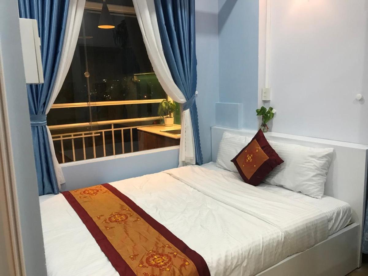 The Blue House Homestay *