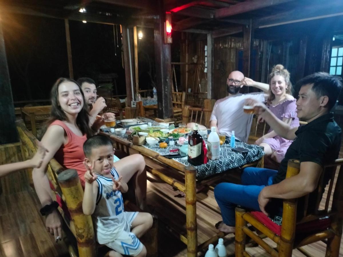 Truong Huy Ở trọ Mai Châu