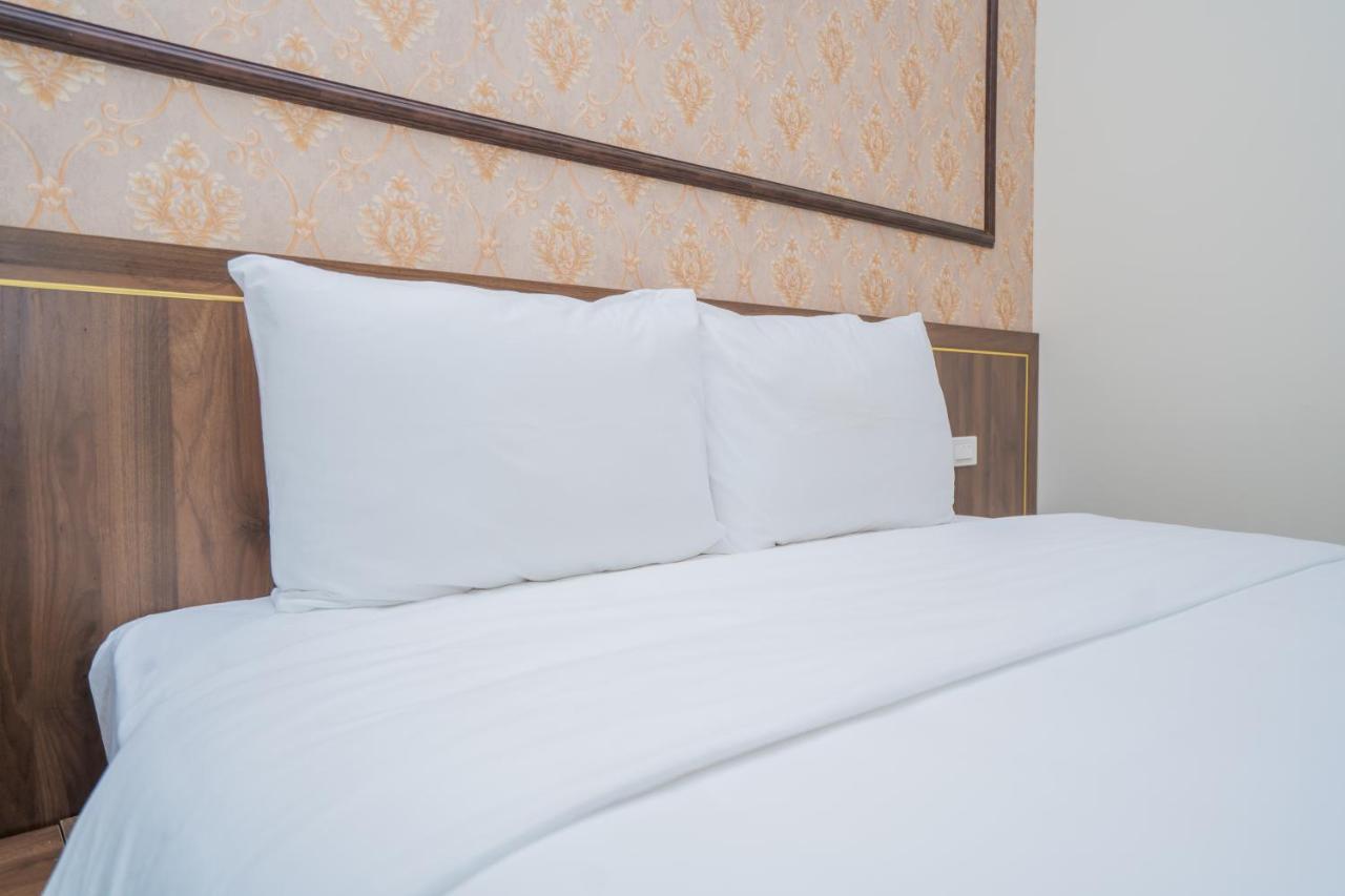 Khach San Hoang Yen Hotel 2*