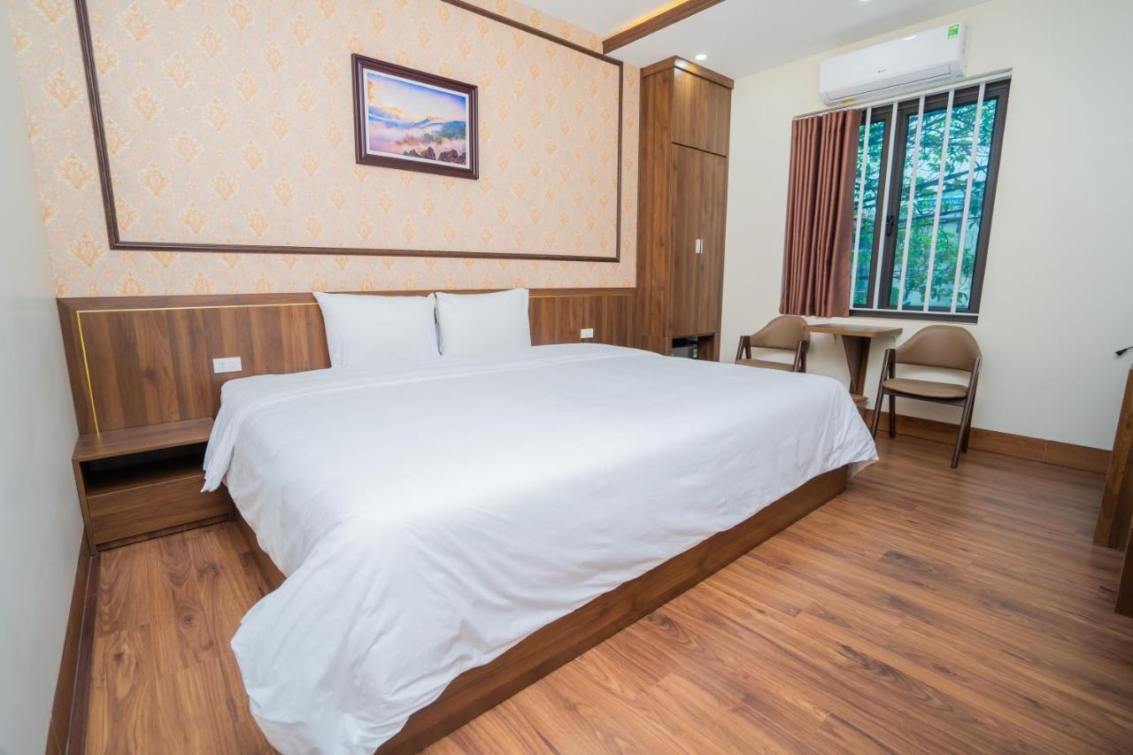 Khach San Hoang Yen Hotel 2*