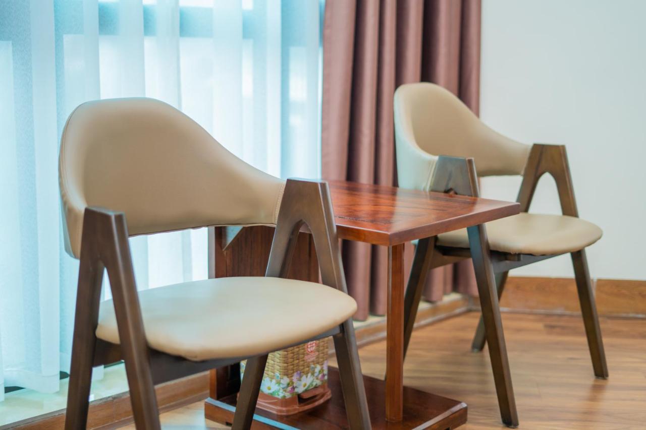 Khach San Hoang Yen Hotel