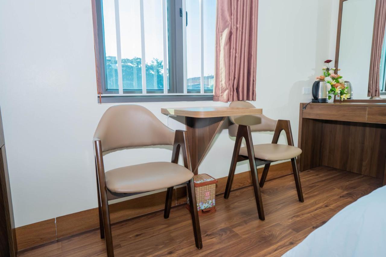 Khach San Hoang Yen Hotel