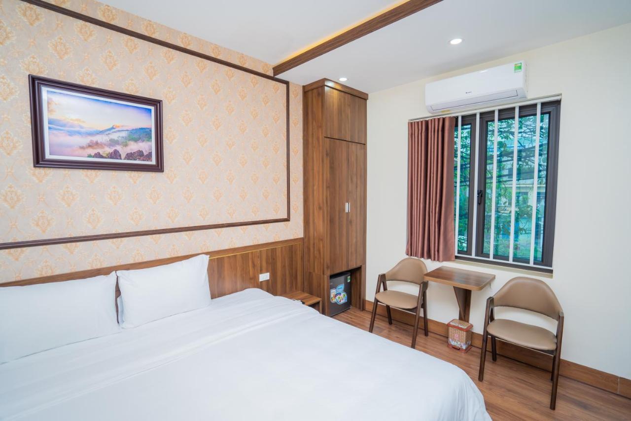 Khach San Hoang Yen Hotel 2*