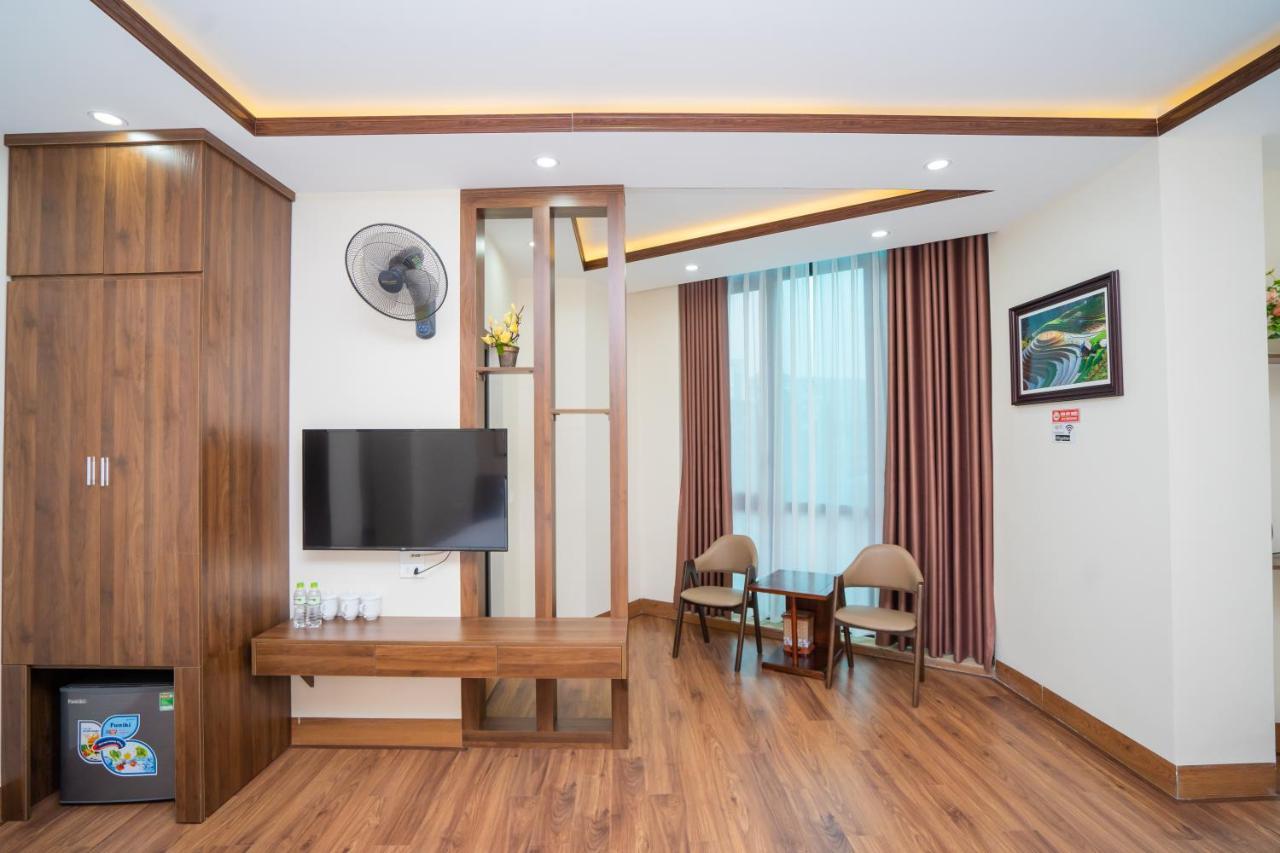 Khach San Hoang Yen Hotel