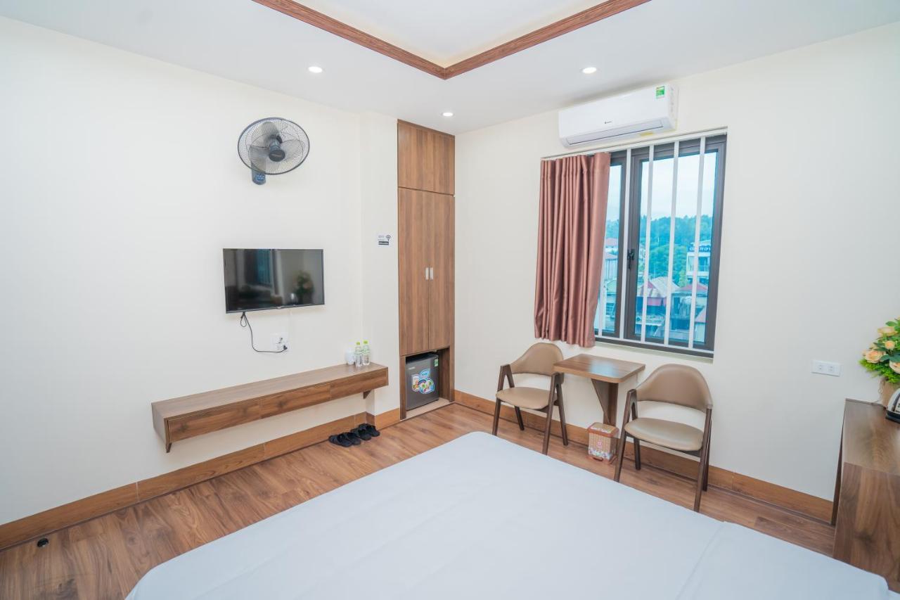 Khach San Hoang Yen 2*