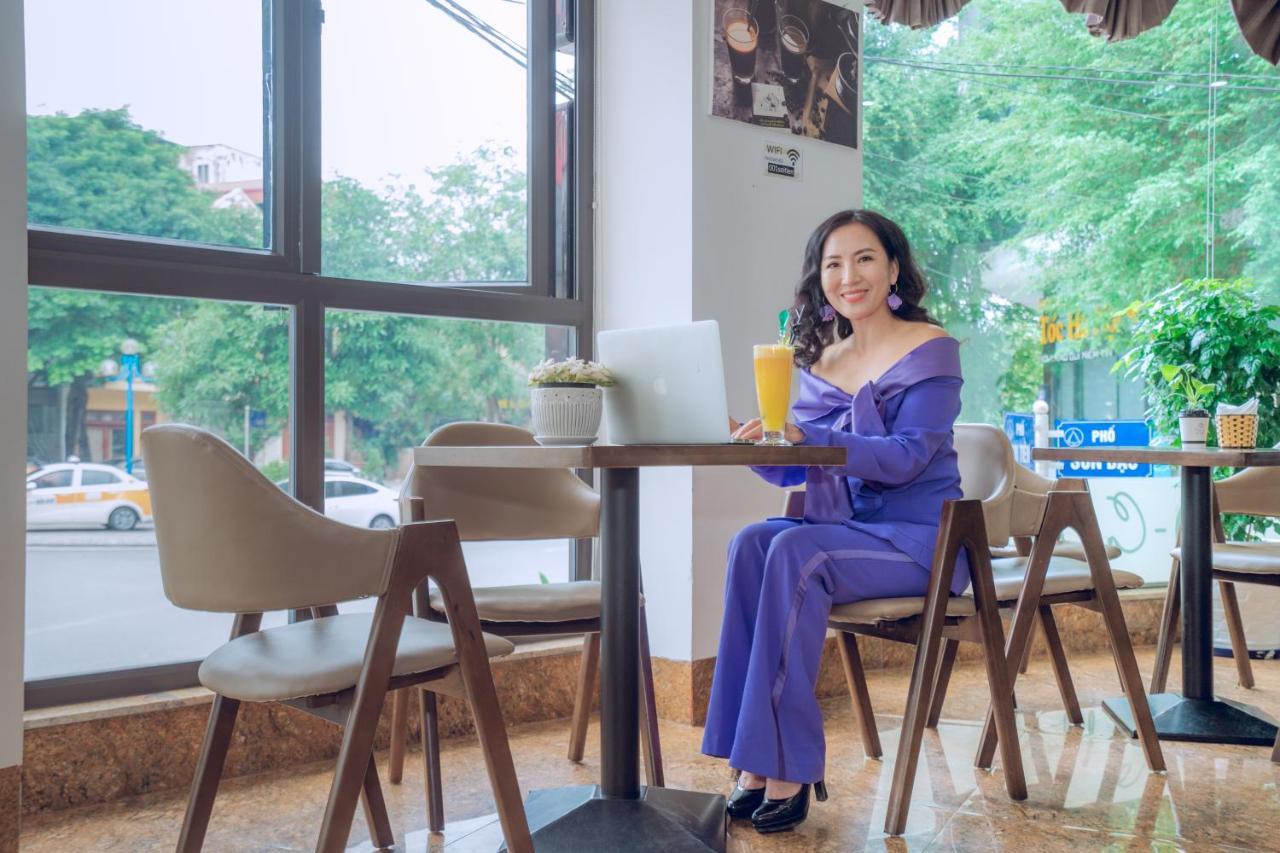 Khach San Hoang Yen Hotel