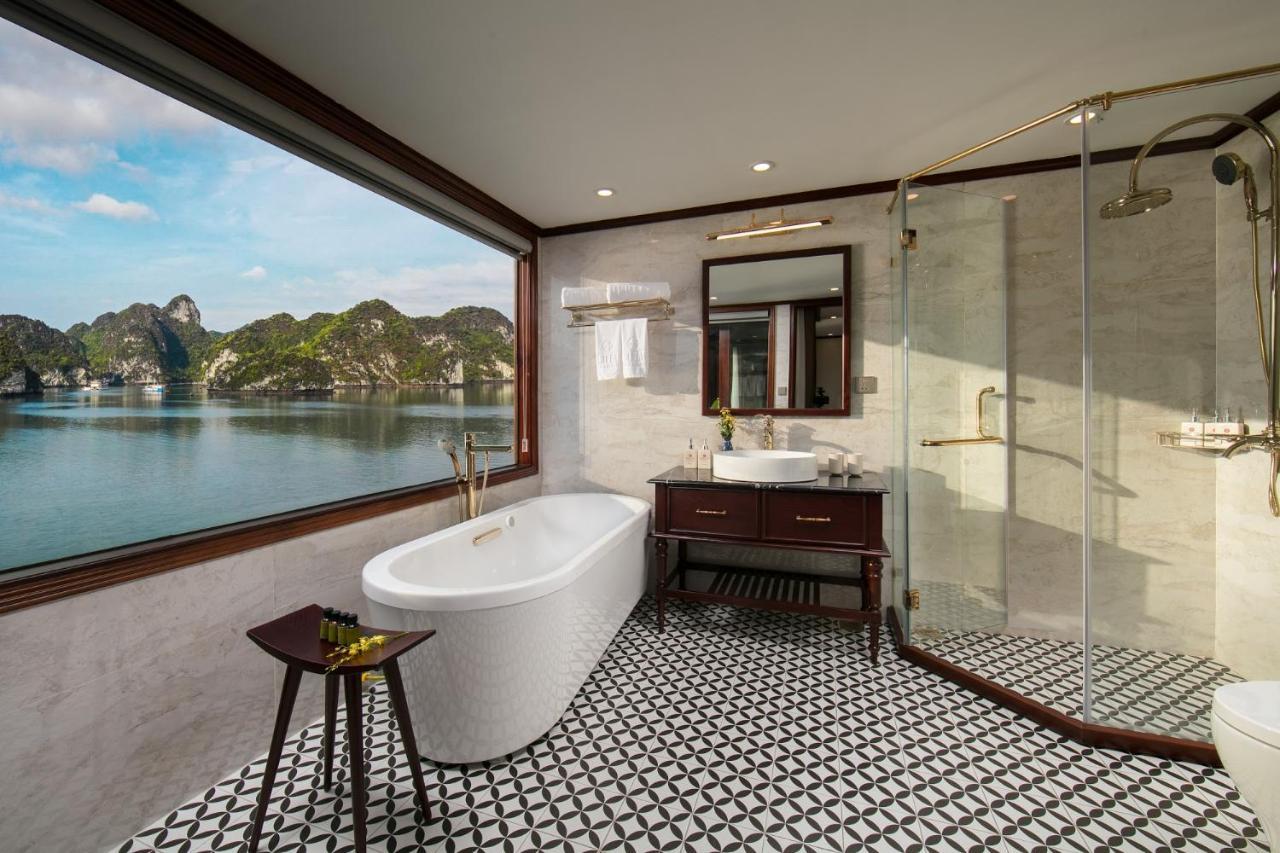  Heritage Cruises Binh Chuan Cat Ba Archipelago 5*