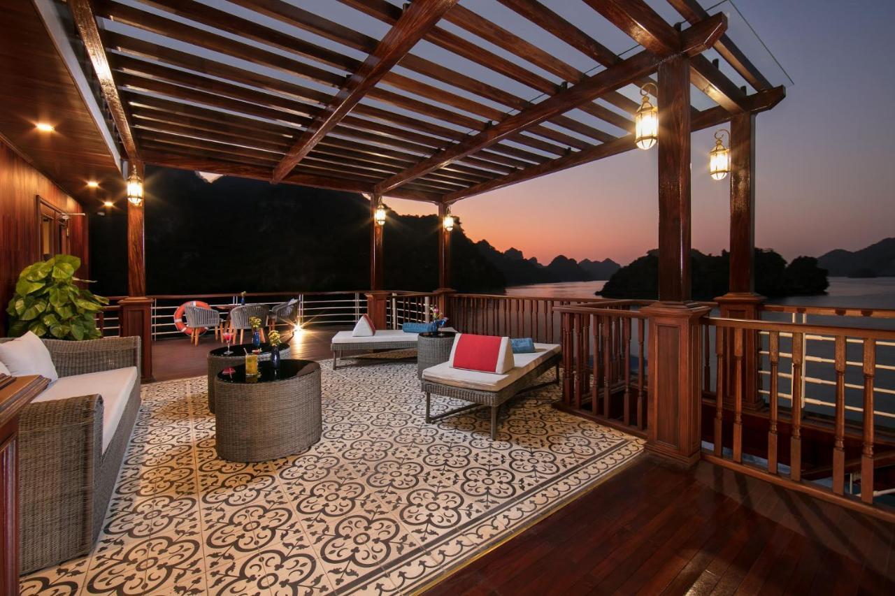 Heritage Cruises Binh Chuan Cat Ba Archipelago 5*