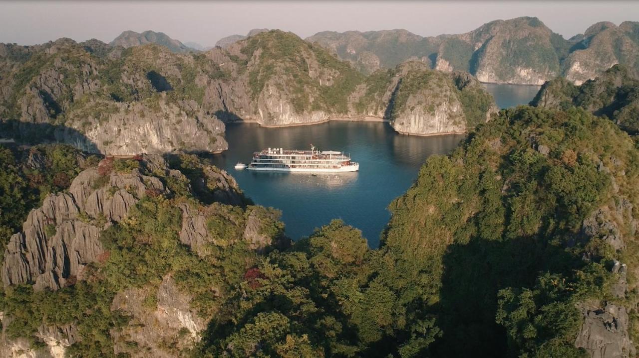 Heritage Cruises Binh Chuan Cat Ba Archipelago 