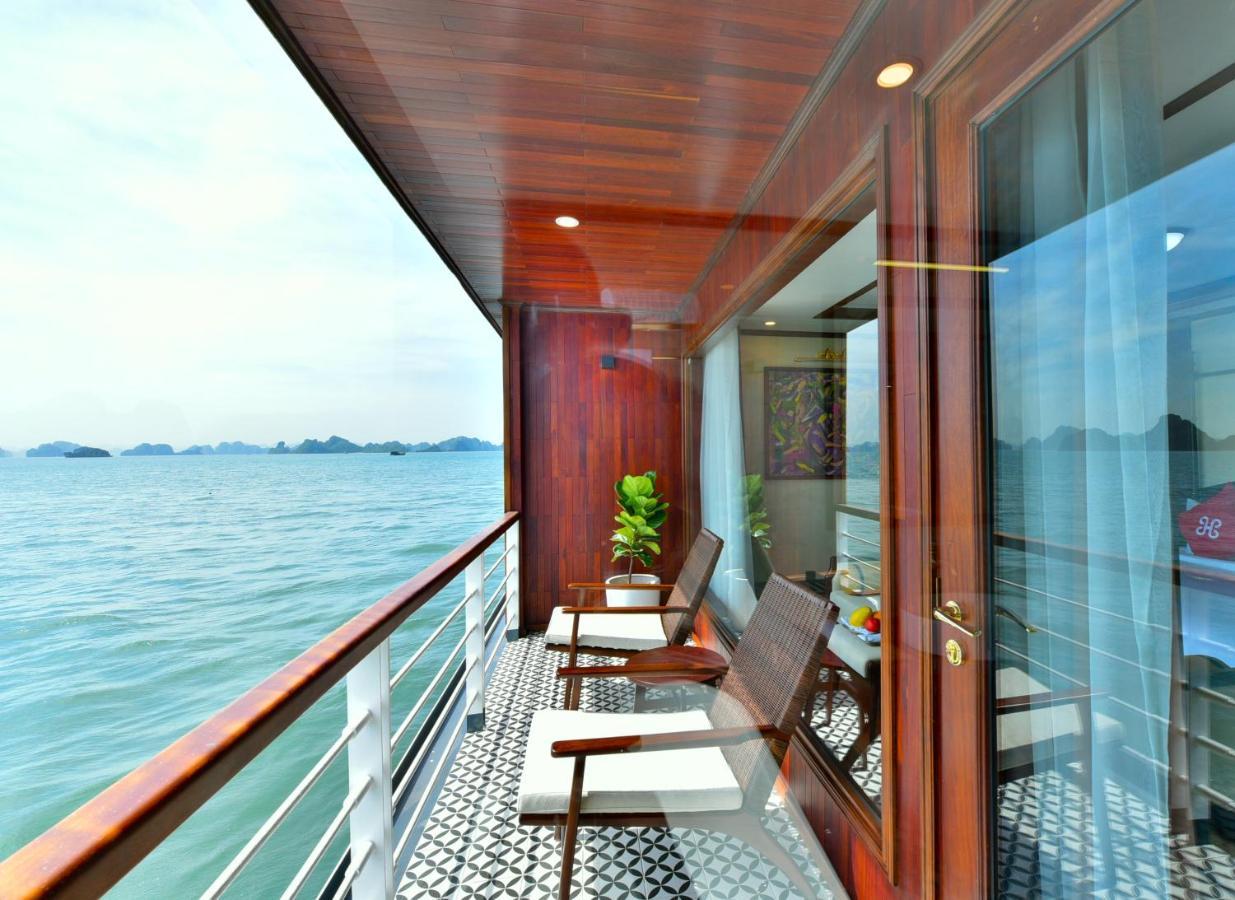  Heritage Cruises Binh Chuan Cat Ba Archipelago 5*