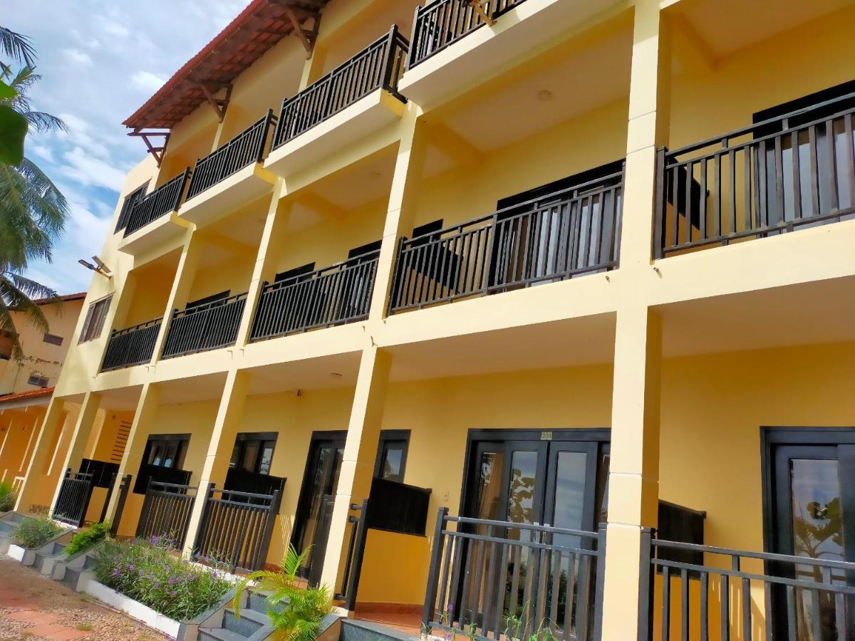 Hon Rom Central Beach Resort Resort