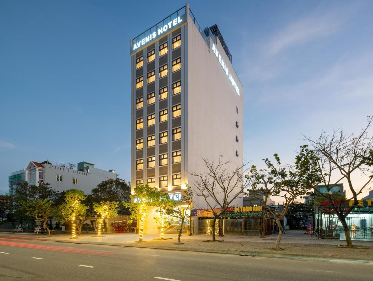Avenis Hotel