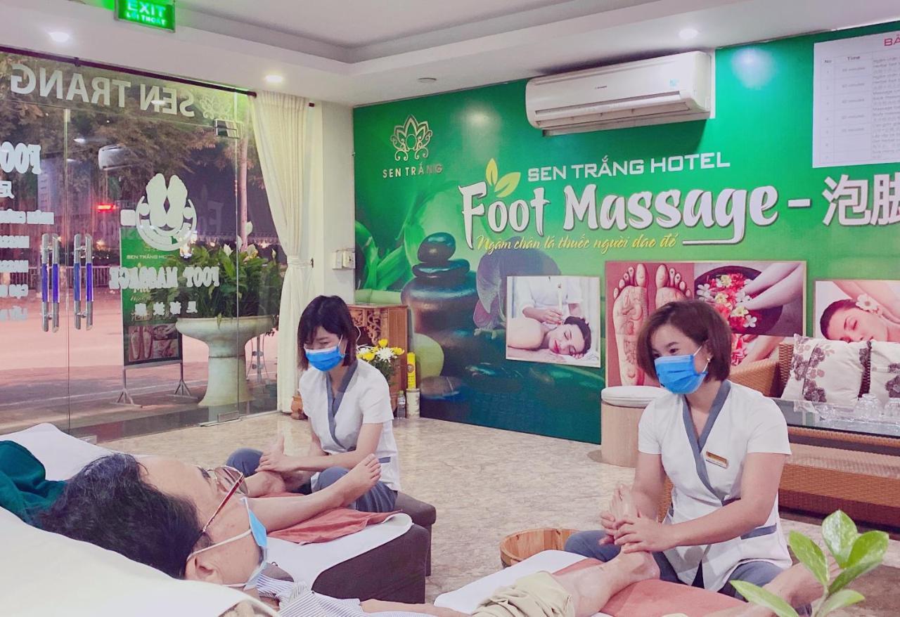 Sen Trang Hotel 2*