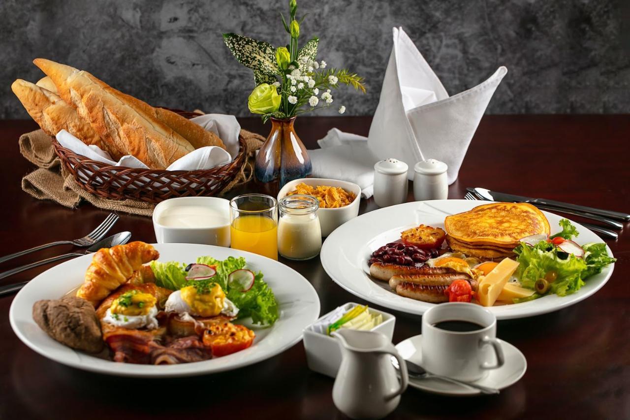 The Tray Phong 4*