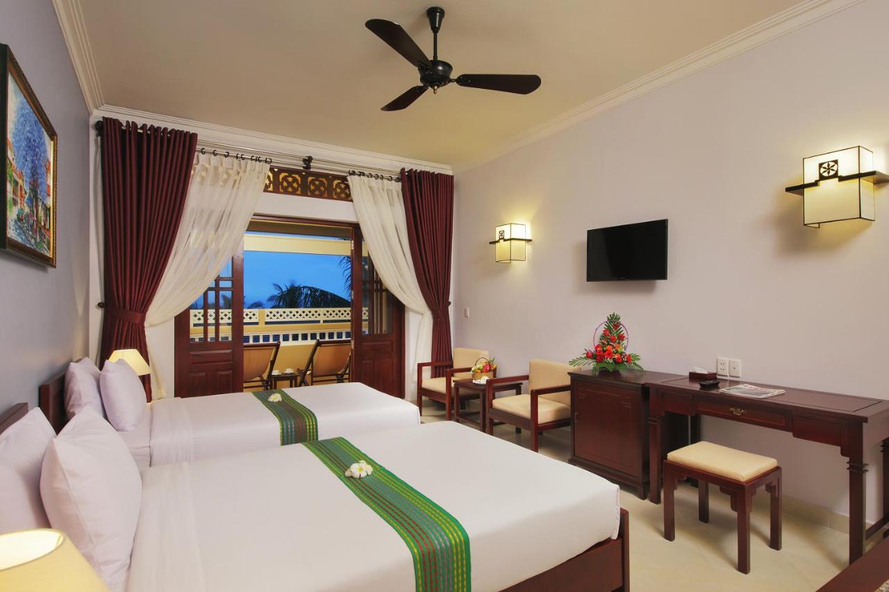 Resort Amaryllis & 4*
