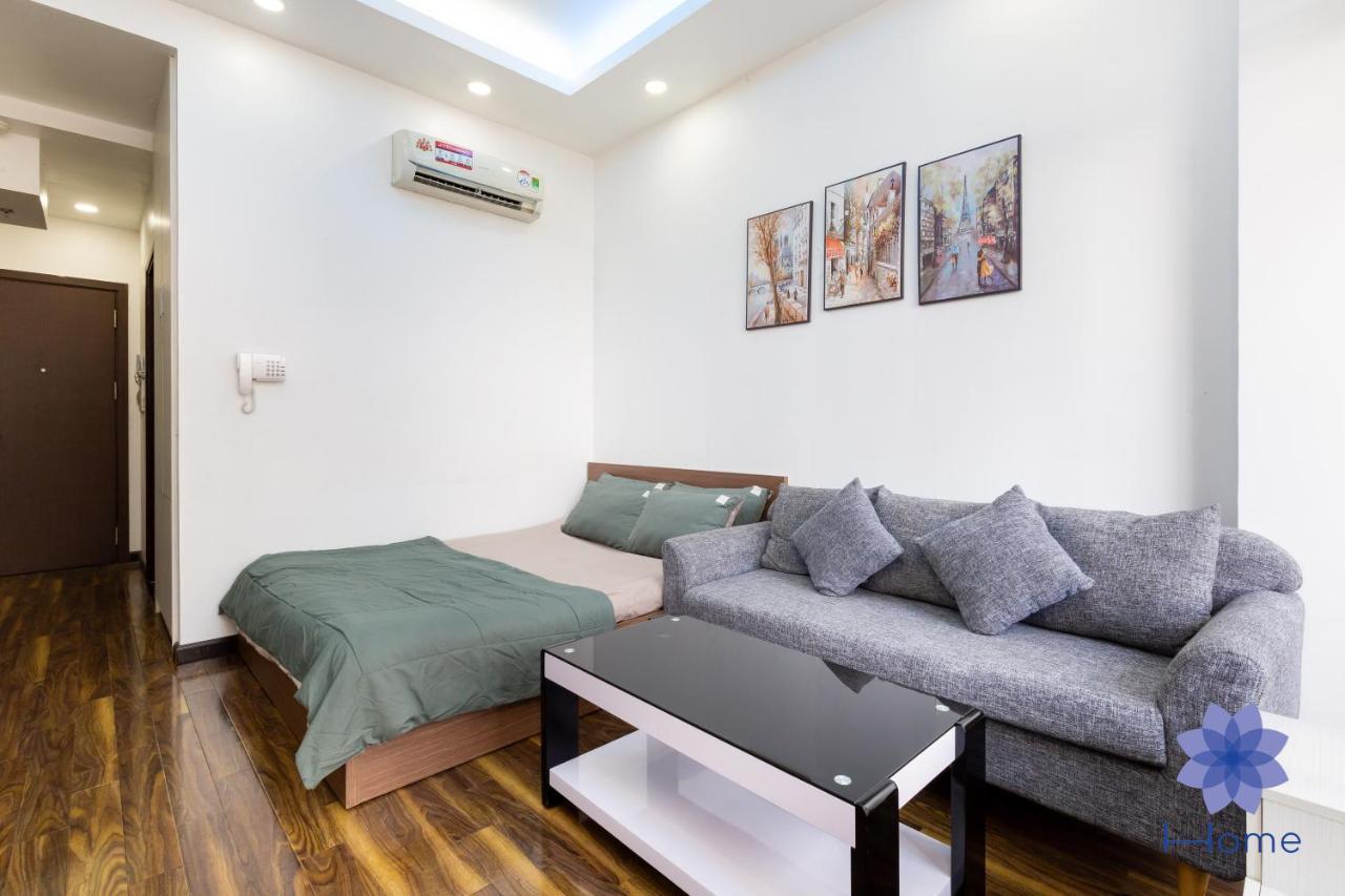 Apartment Home, Cosy&luxury - 5mins To Airport, Free Pool&gym, Airport Pick Up Service Ho-Chi-Minh-Stadt