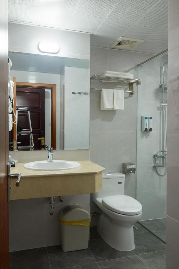 Hotel Nam *