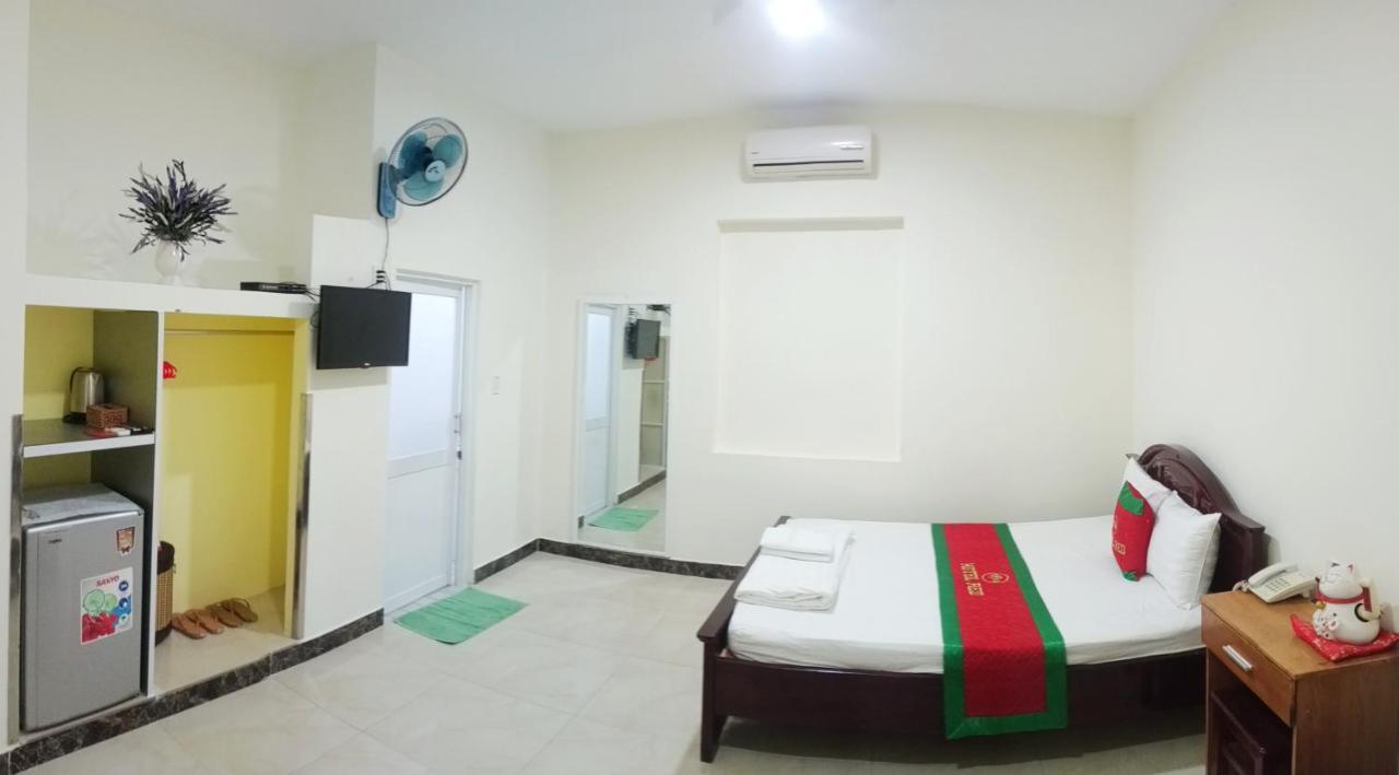 Hotel Red Con Son Island