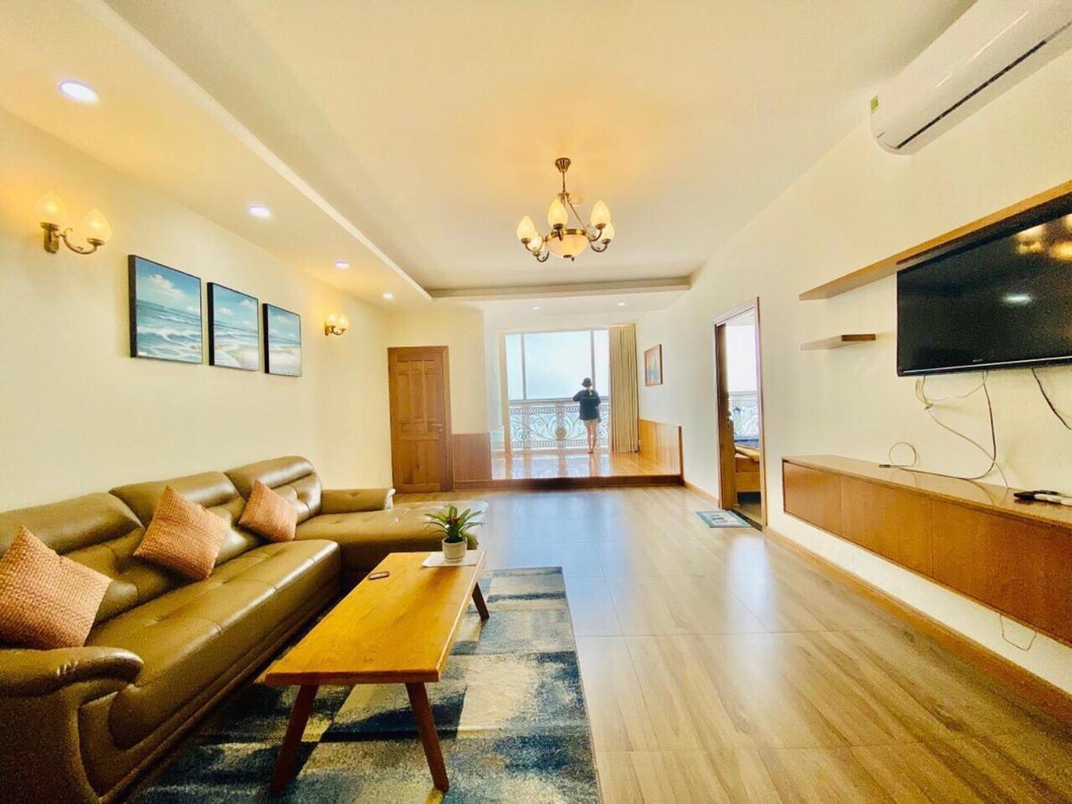 The Grand Condotel Apartment *