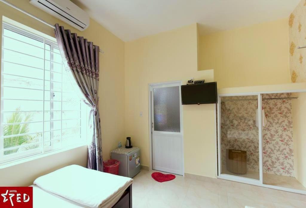 Hotel Red 2*