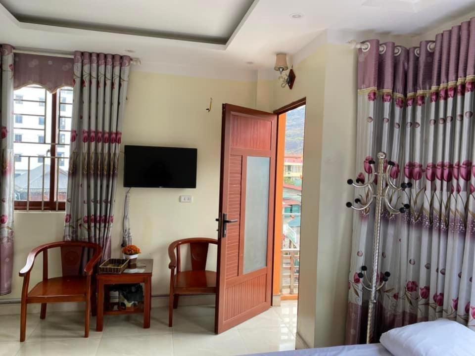 Nha Nghi Viet Nhat Meo Vac