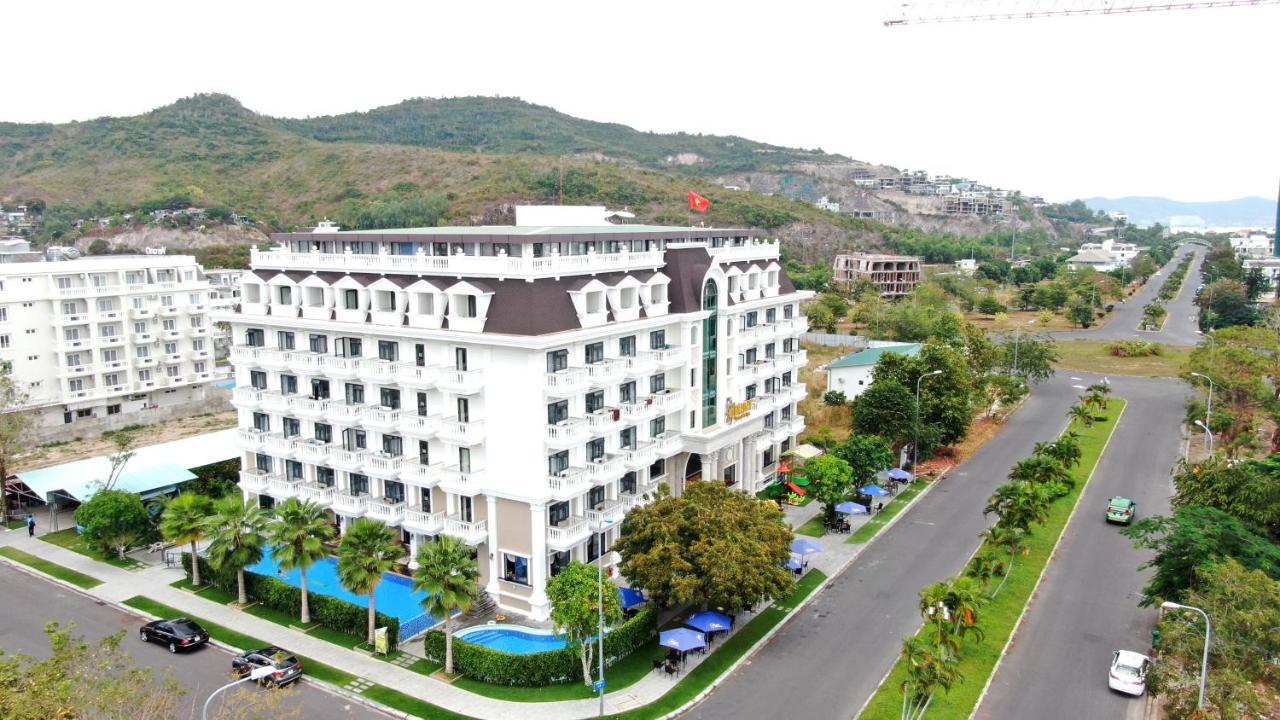 Resort Orbit Nha Trang